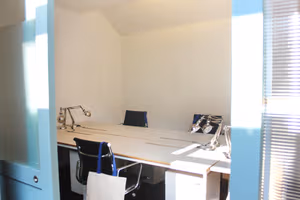 1 Person Coworking Desk