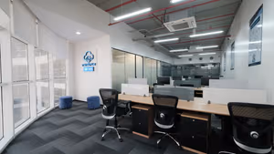 7 Person Coworking Desk