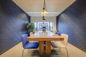 4 Person Coworking Desk
