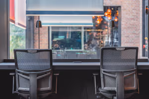 7 Person Coworking Desk