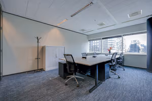 6 Person Coworking Desk
