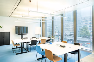 8 Person Coworking Desk