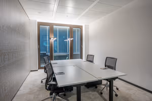 5 Person Coworking Desk