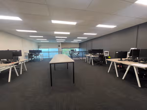 10 Person Private Office