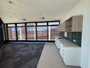 5 Person Private Office