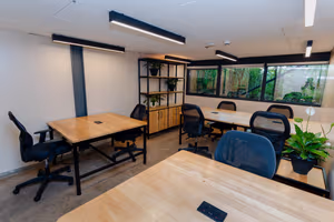 1 Person Coworking Desk