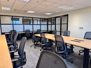 7 Person Private Office