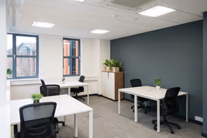 4 Person Private Office