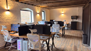 3 Person Coworking Desk