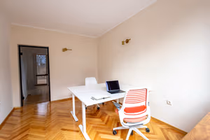 6 Person Coworking Desk