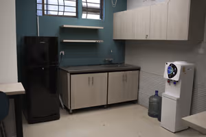 5 Person Private Office