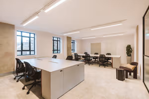 10 Person Private Office