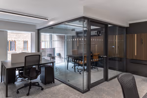 32 Person Enterprise Suite