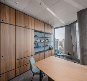 1 Person Coworking Desk
