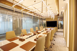 25 Person Private Office
