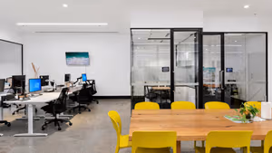 4 Person Shared Office