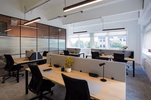 28 Person Private Office