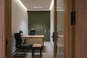 1 Person Private Office