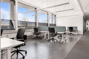 4 Person Private Office