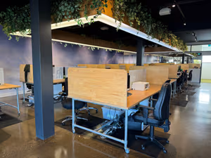 6 Person Coworking Desk