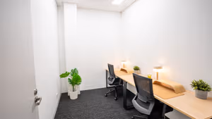 4 Person Private Office