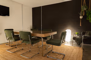 5 Person Private Office