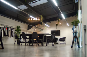 19 Person Private Office