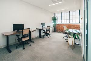 8 Person Private Office