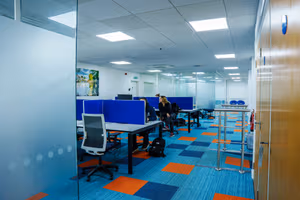 6 Person Coworking Desk