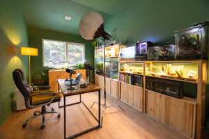 6 Person Private Office