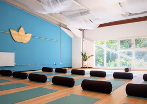 40 Person Private Office