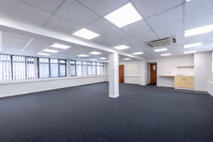 10 Person Private Office