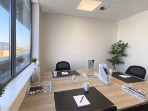 16 Person Private Office
