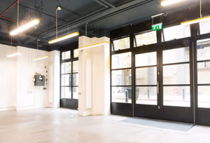 1 Person Coworking Desk