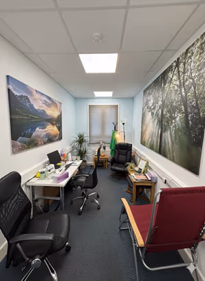 1 Person Private Office