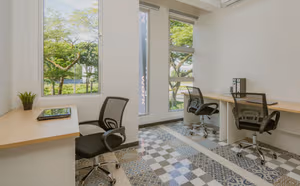 3 Person Private Office