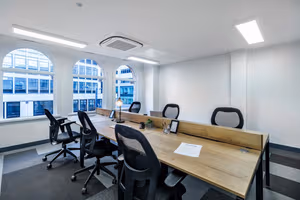4 Person Private Office