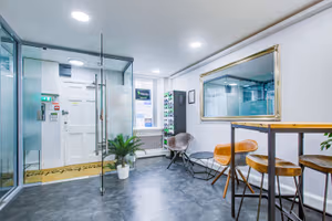 8 Person Private Office