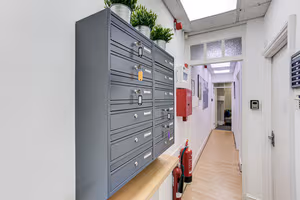 5 Person Private Office
