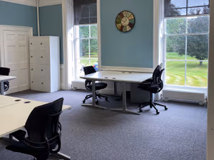 14 Person Private Office