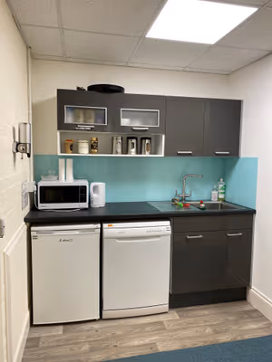 3 Person Private Office