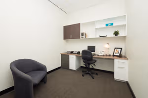 5 Person Private Office