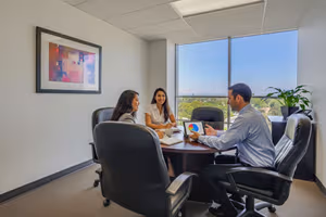 4 Person Shared Office