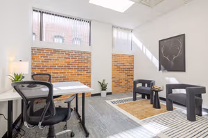 1 Person Shared Office