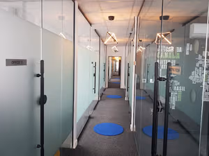 1 Person Coworking Desk