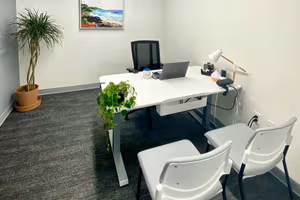 4 Person Coworking Desk