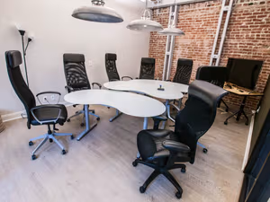 3 Person Private Office