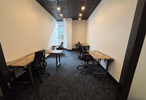 3 Person Private Office
