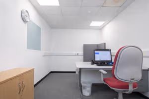 4 Person Private Office