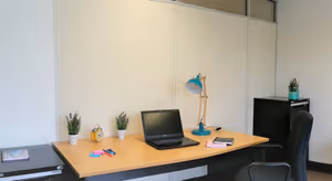 4 Person Private Office